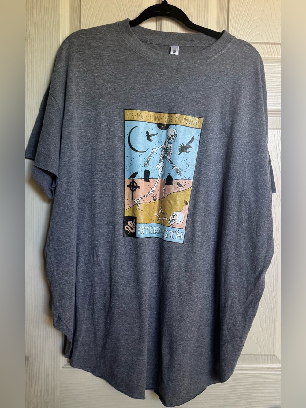 Gray Short Sleeve Graphic Tee with 'Strength' Skeleton Print, 2X